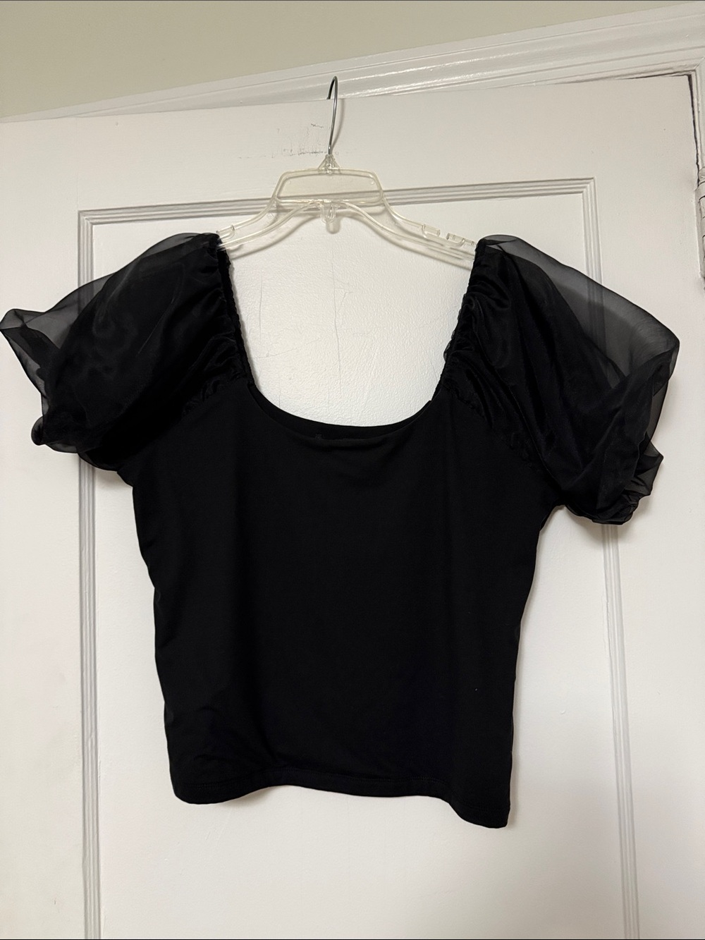 Steve Madden Black Puffy Sleeve Women's Top